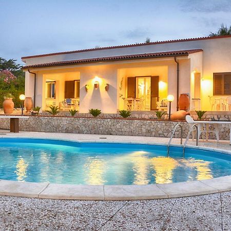 فيلا La Casa In Riva Al Mare أوغوستا المظهر الخارجي الصورة