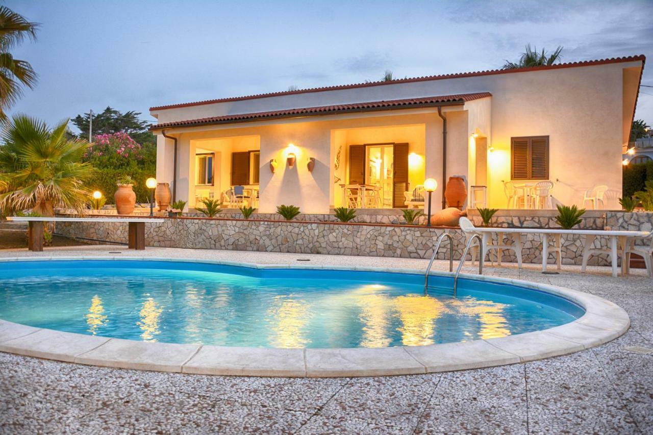 فيلا La Casa In Riva Al Mare أوغوستا المظهر الخارجي الصورة